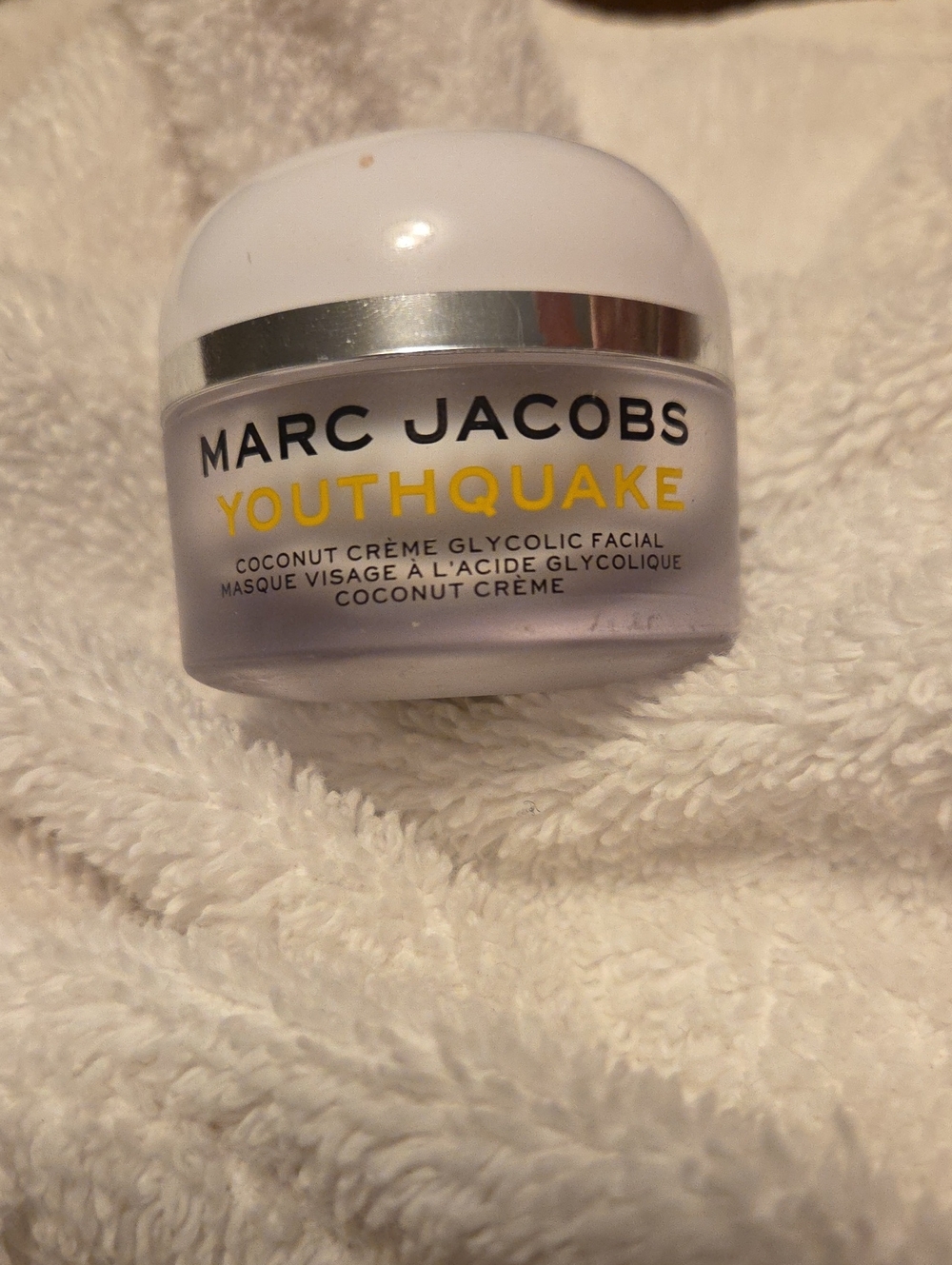 Marc Jacobs Youthquake Coconut Crème Facial Mask - White & Yellow Accents